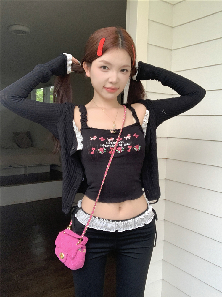 Real shot ~ lace embroidered vest + fake two-piece short shirt + spliced ​​low-waisted casual pants suit