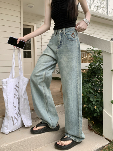 Actual shot~New high-waisted loose jeans with pocket embroidery design