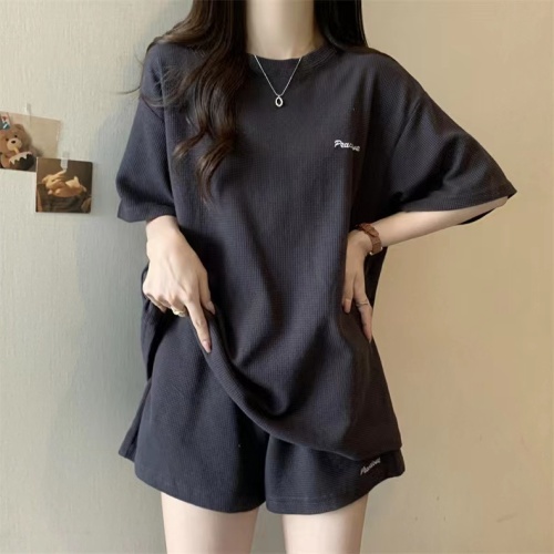 Actual shot of Korean style waffle new summer letter short-sleeved shorts two-piece set women's casual sports suit