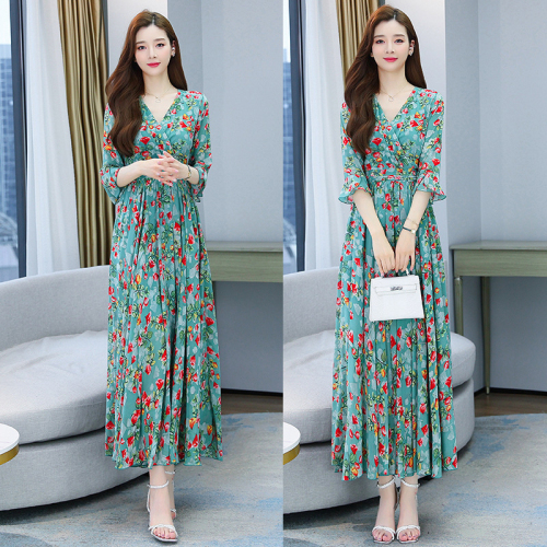 2024 new short-sleeved women's floral new dress summer chiffon long skirt v-neck high waist covering belly slimming skirt fairy