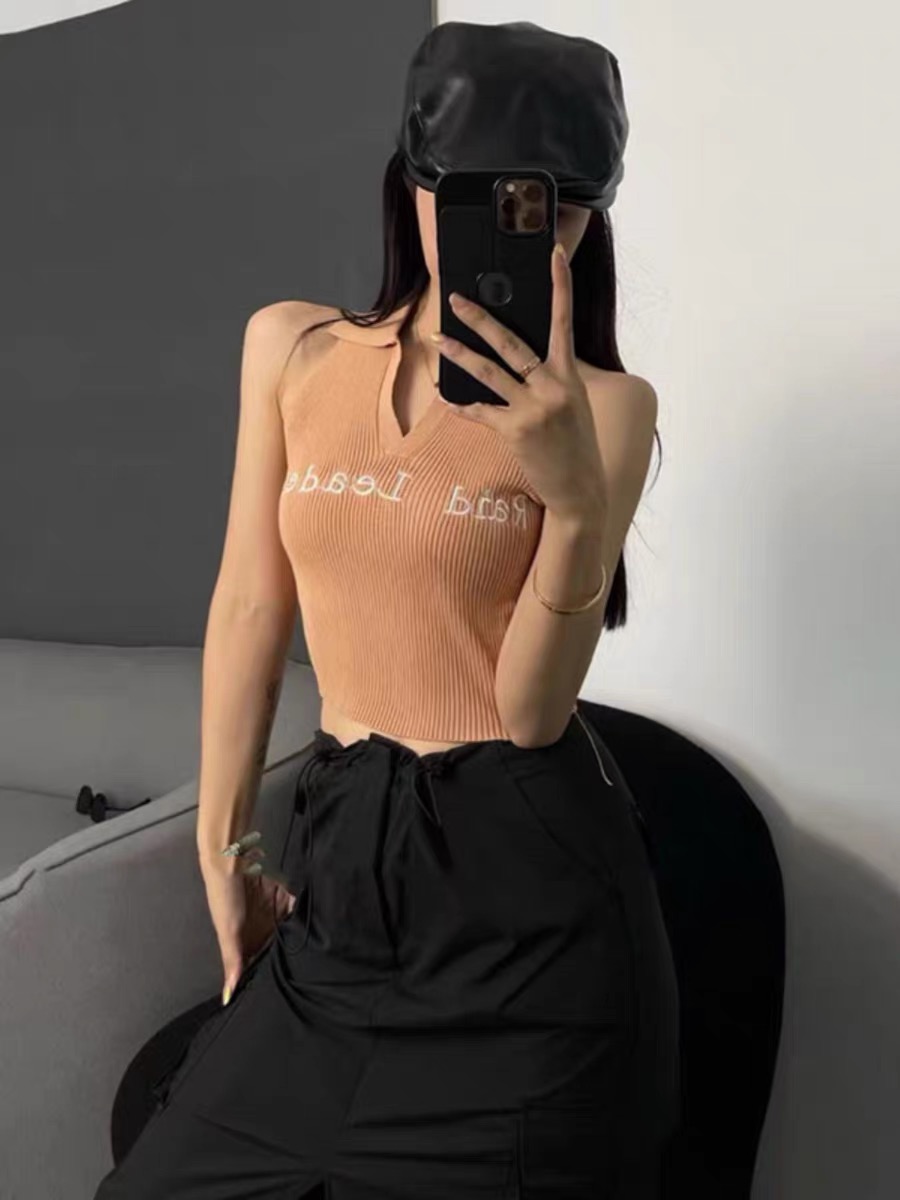 粉色polo領針織小背心女夏外穿獨特别致美式港風辣妹短款無袖上衣