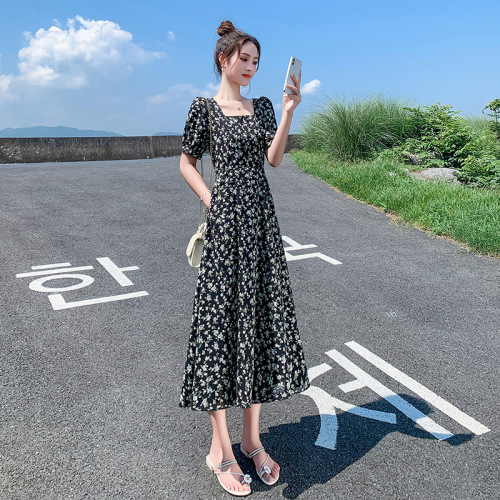 New Square Neck Hepburn Style Date French Dress Waisted Korean Style Summer Floral Mid-Length Travel 2024