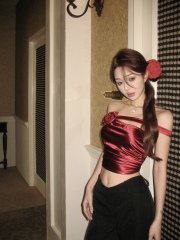 實拍 泰蘭德辣妹設計感立體花朵胸針抽褶紅色緞面抹胸上衣女夏