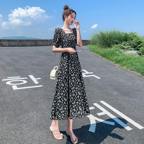 New Square Neck Hepburn Style Date French Dress Waisted Korean Style Summer Floral Mid-Length Travel 2024