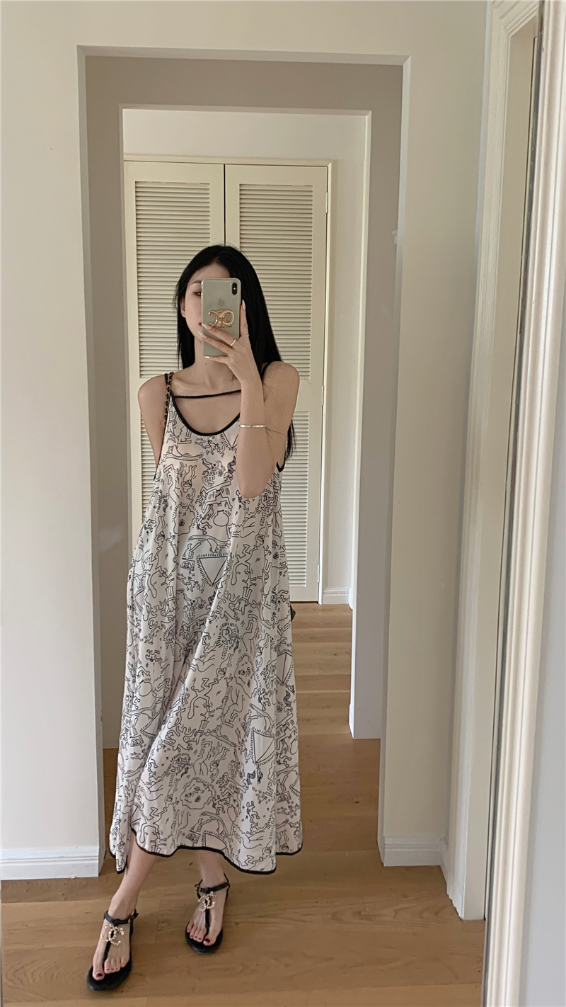 實拍  法式緞面兩穿吊帶連衣裙女夏季度假風復古中長裙