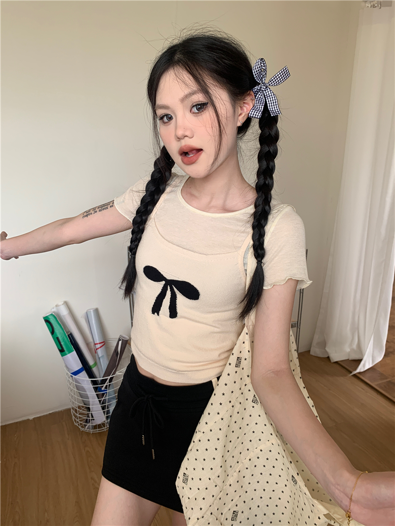 實拍 新款韓系減齡蝴蝶針織吊帶＋顯瘦百搭短t兩件套