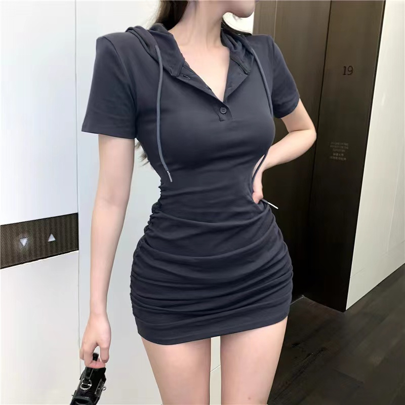 純欲甜辣連帽褶皺連衣裙女夏季新款韓版修身顯瘦短袖包臀S字裙子
