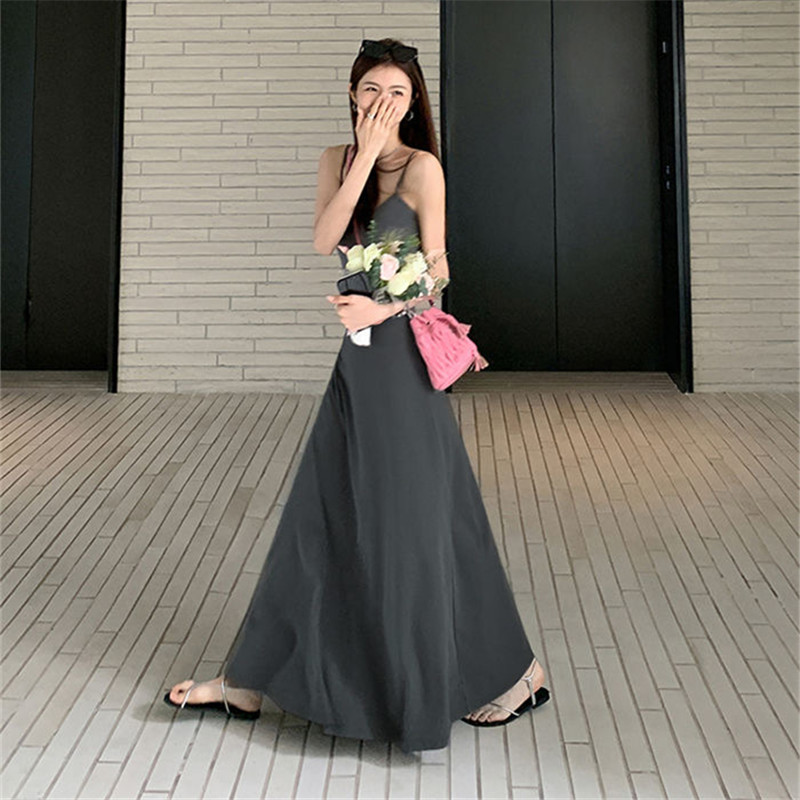 吊帶連衣裙女夏季性感辣妹修身長裙
