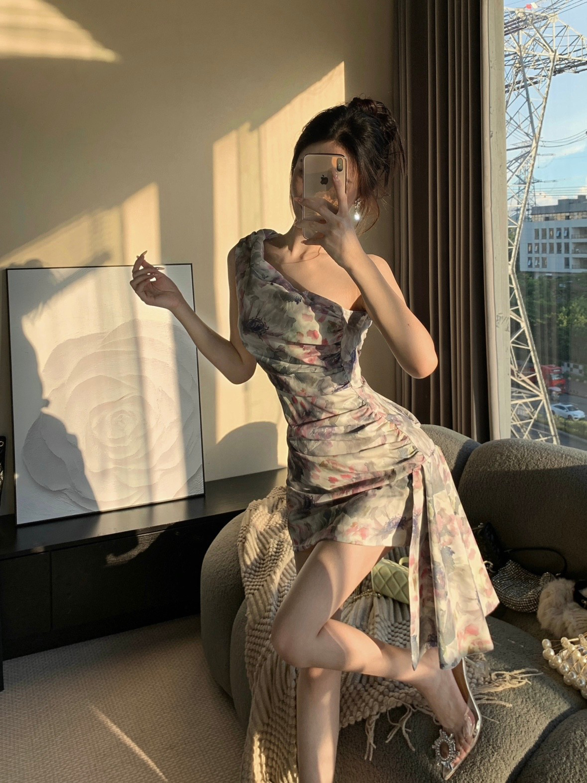 辣妹性感緊身包臀短裙設計感小眾不規則露肩碎花連衣裙女夏季新款
