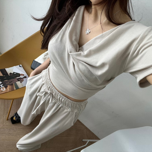 Original solid color pleated V-neck T-shirt + high-waisted casual pants set, two-piece set