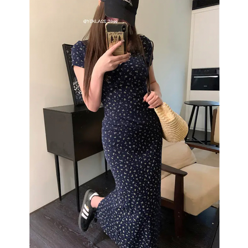 王少女的店~藏藍色修身短袖V領長短款連衣裙