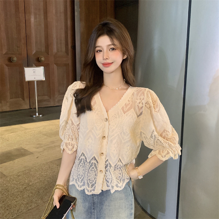 夏溫柔風小性感提花拼接鏤空遮肉蕾絲小衫女單排扣泡泡袖襯衣