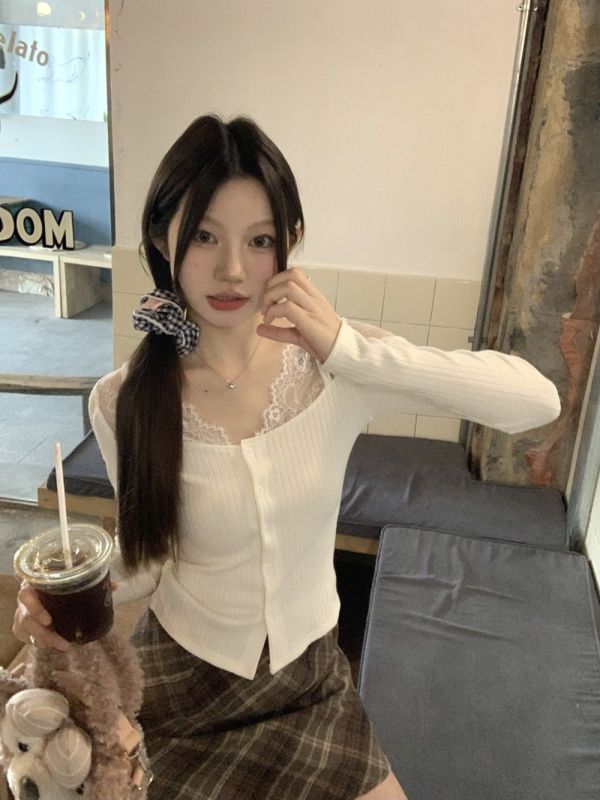 實拍三標齊設計感蕾絲拼接純欲修身內搭打底衫女