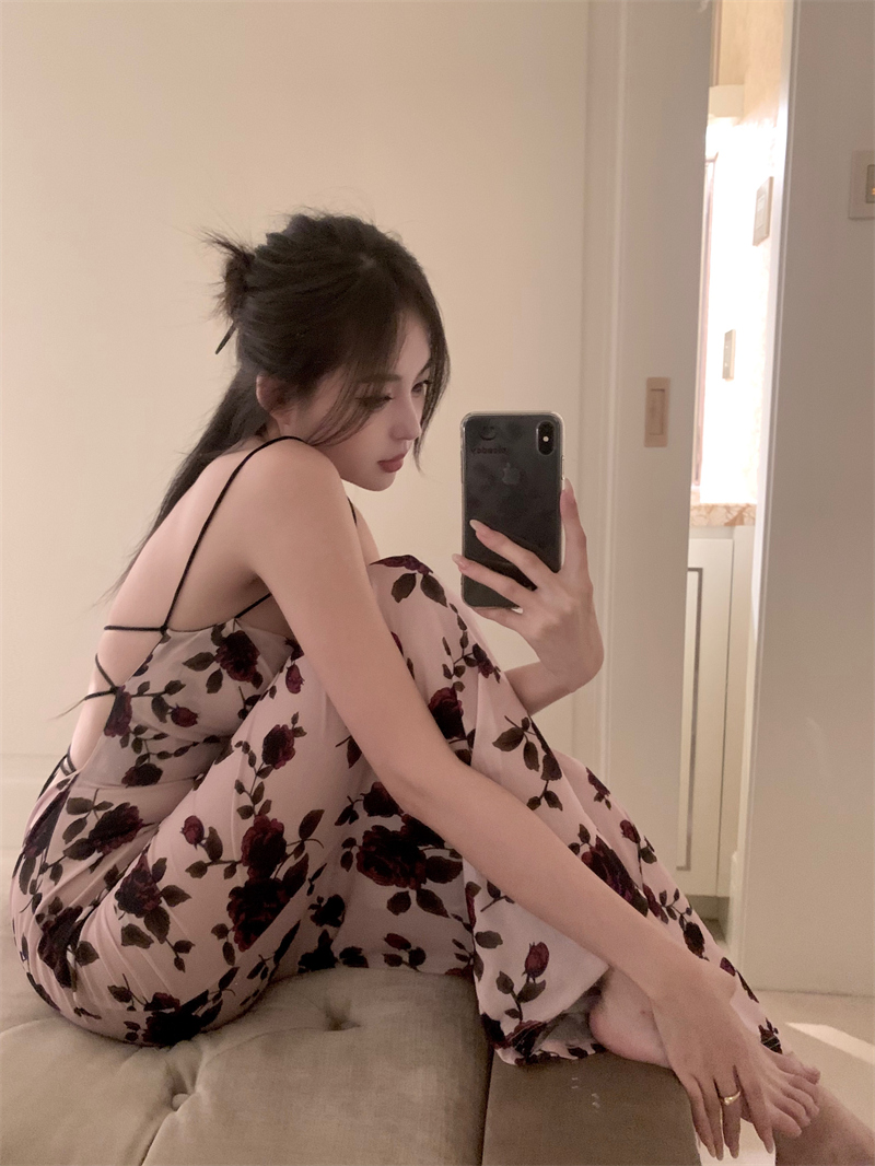 實拍~夏季新款法式氣質印花吊帶露背綁帶連衣裙女顯瘦長裙