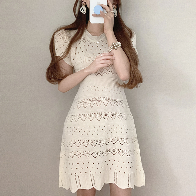 Ladylike Hollow Round Neck Knitted Dress
