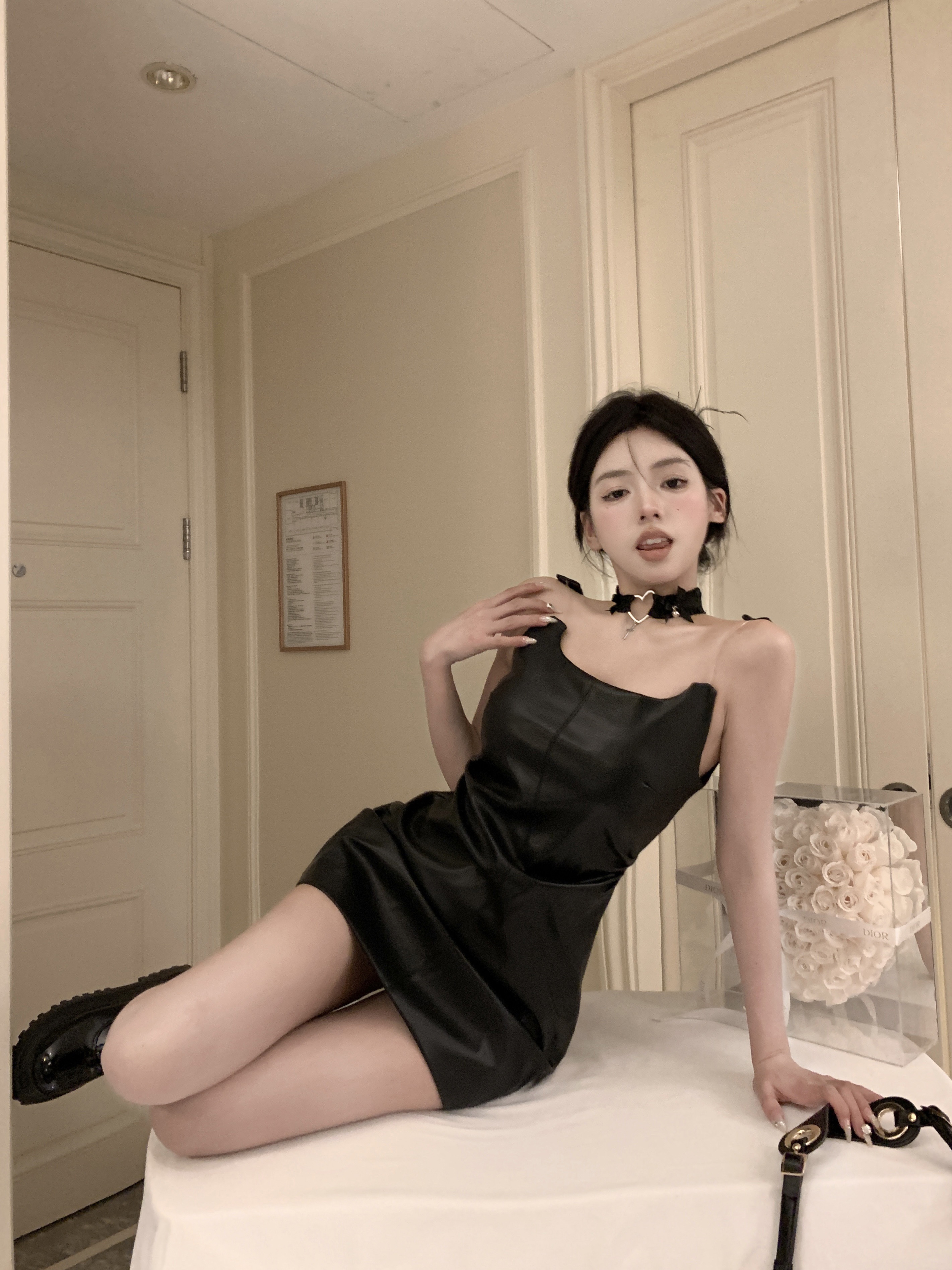 實拍顯瘦氣質辣妹性感連衣裙法式吊帶包臀裙背心皮裙打底女
