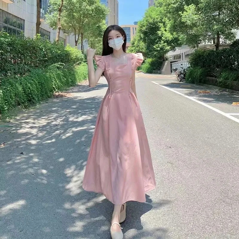茶歇法式復古小眾設計高級感赫本輕熟風氣質小飛袖粉色連衣裙子女