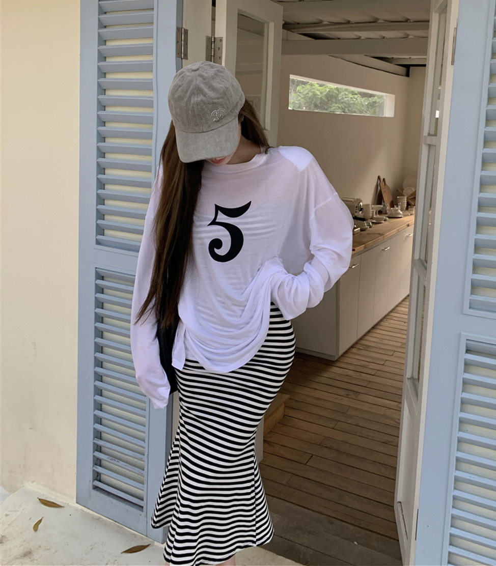 實拍 中長款寬鬆薄款防曬上衣+條紋吊帶收腰顯瘦連衣裙