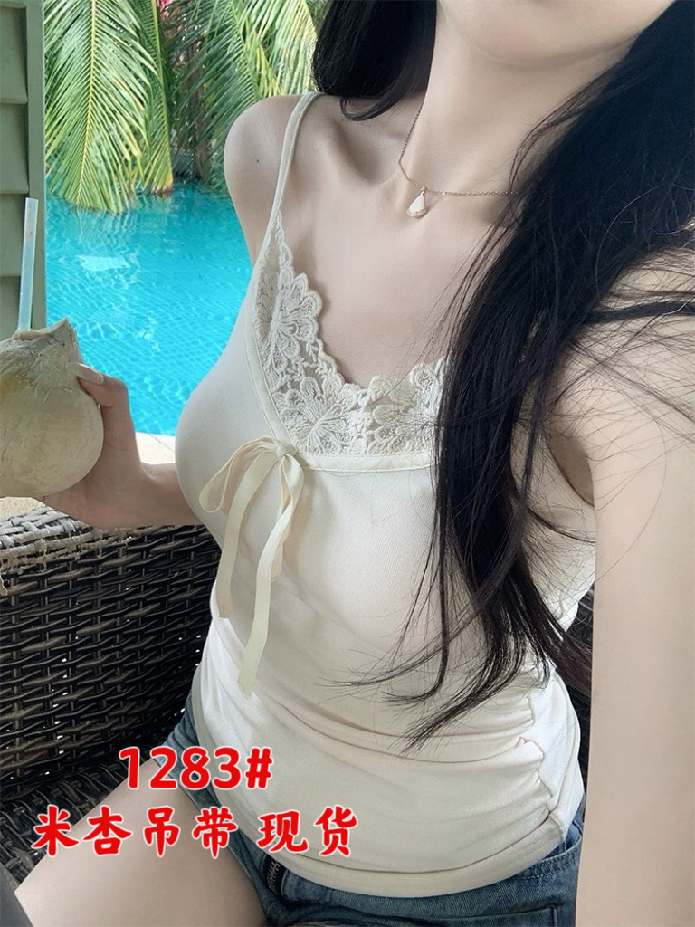 OKMA 蕾絲吊帶背心女2024春蝴蝶結內搭顯瘦性感辣妹純欲短款上衣