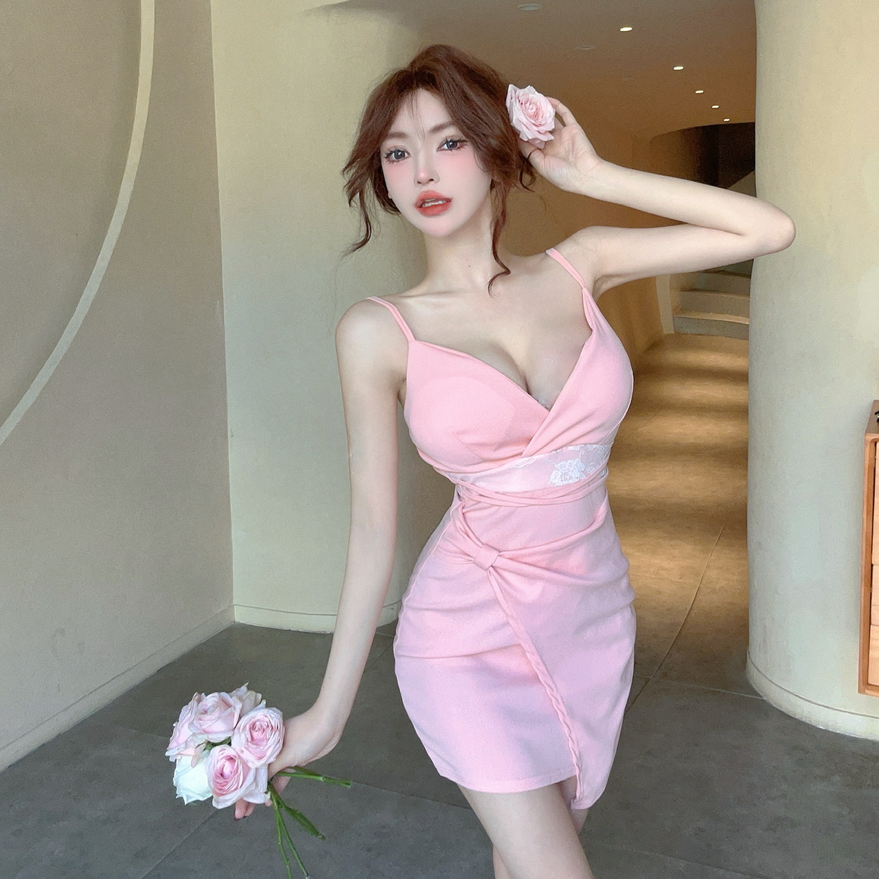 實拍 設計感性感透視吊帶v領低胸夜店修身包臀短裙連衣裙女