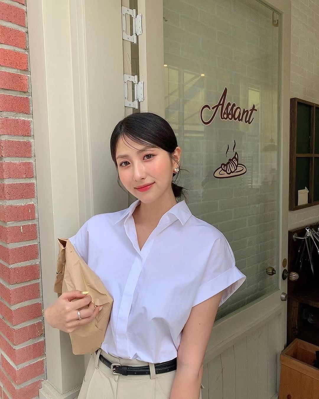 韓版休閒時尚設計感小眾短袖襯衫女夏季單排扣翻領上衣