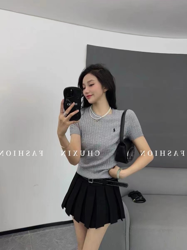 callmeear//首爾姐姐通勤裝夏日小刺繡針織衫女韓版短袖上衣