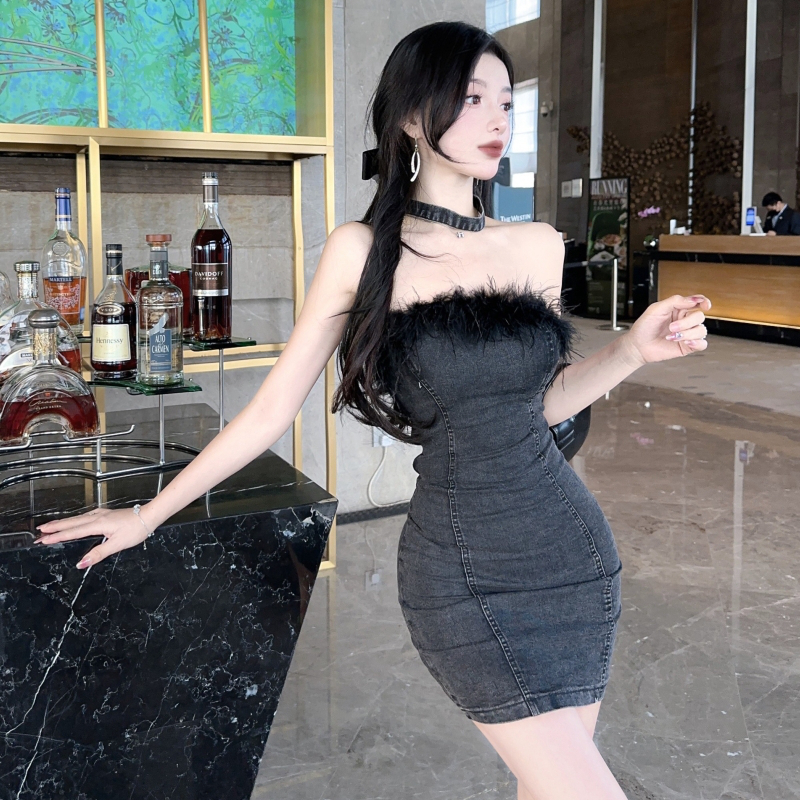 夏季港風辣妹裹胸設計鴕鳥毛抹胸牛仔一字領露肩牛仔包臀連衣裙女
