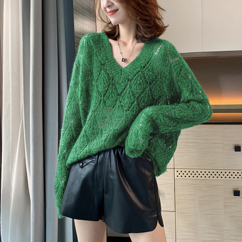 European Spring New Style Seahorse Wool Sweater Trendy Street Women Loose Lazy Style Hollow V-neck Sweater Thin
