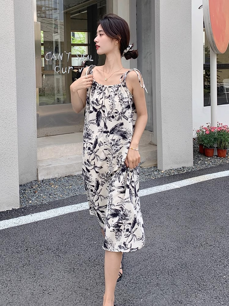 韓國原單夏季新款水墨暈染顯瘦氣質款度假風沙灘a字系帶連衣裙