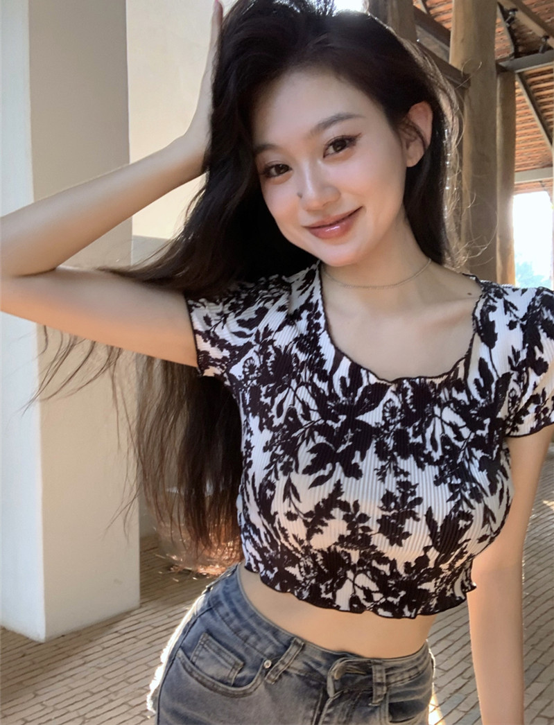 實拍 夏季新款坑條紋印花圖案短款顯瘦短袖T恤上衣女