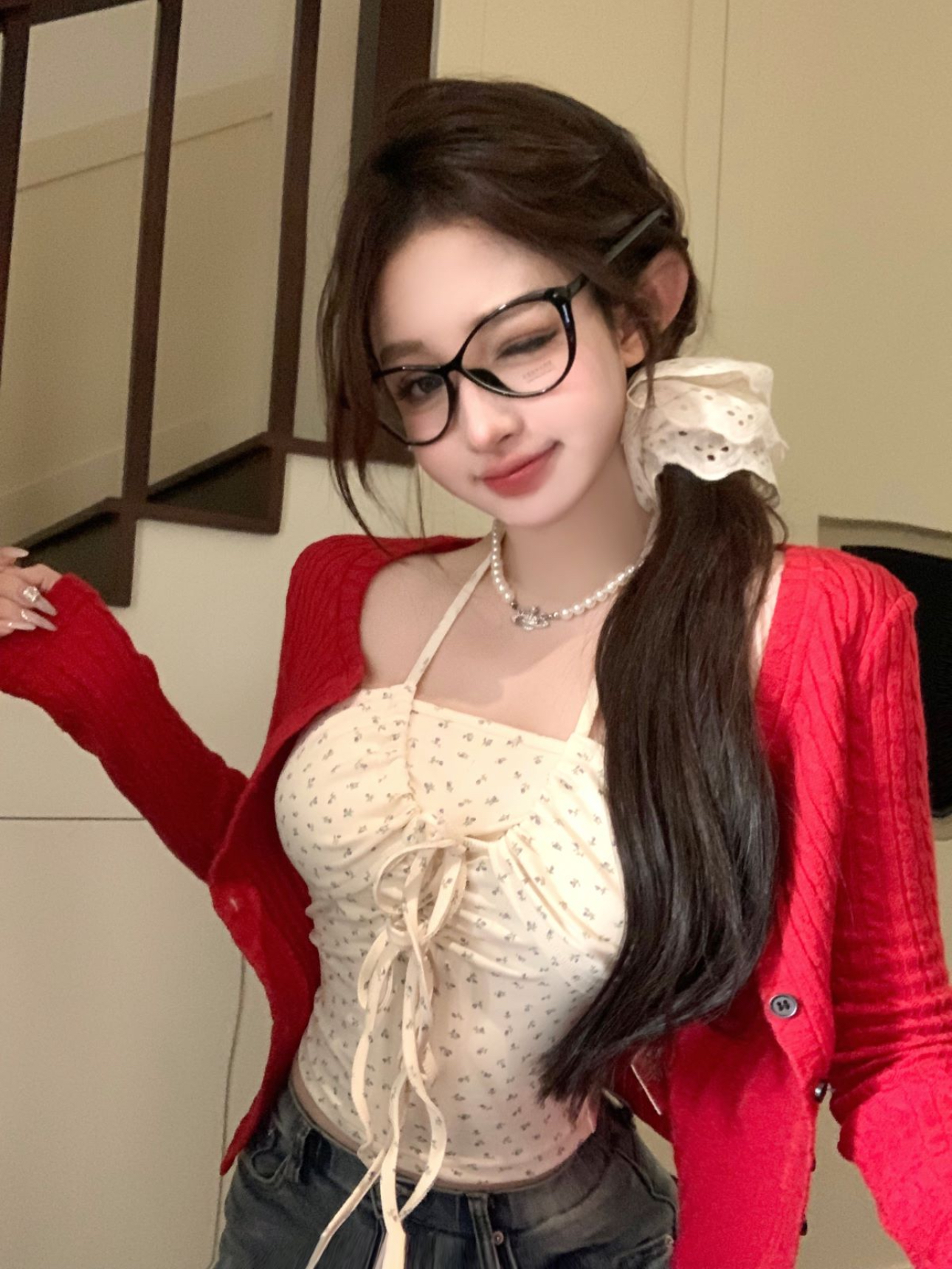 實拍掛脖設計感小吊帶少女感純欲內搭綿軟針織開衫豐胯牛仔褲