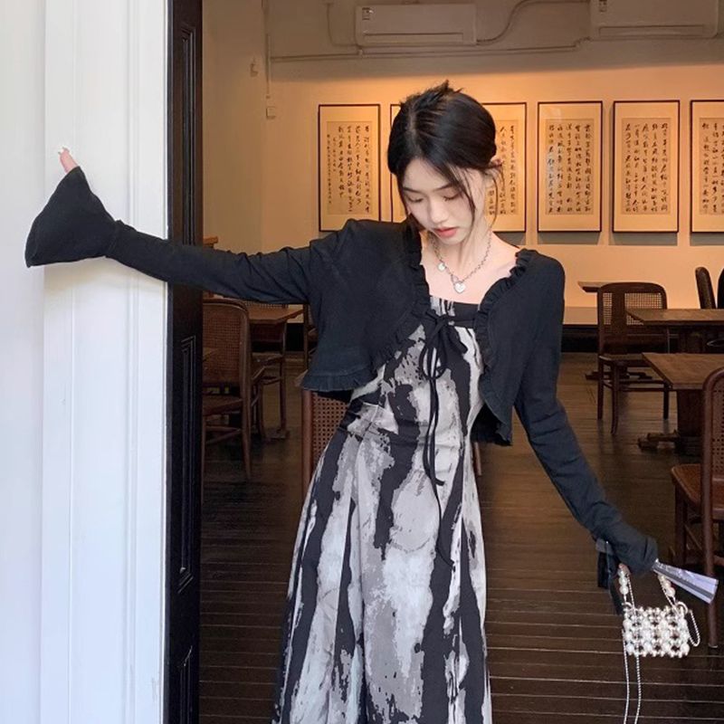 官圖冰絲防曬衫開衫女春夏長袖披肩短款女外搭上衣罩衫喇叭袖外套