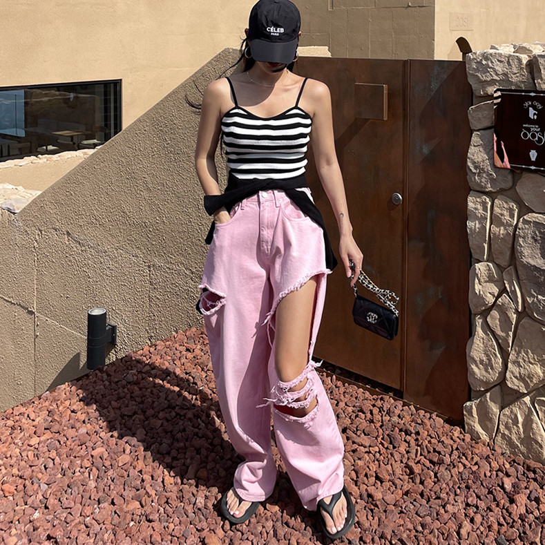 Cool pink ripped jeans