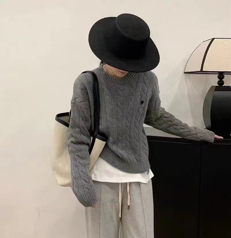 THEOPENDM 秋季新品設計感刺繡麻花針織衫圓領內搭外穿百搭毛衣女
