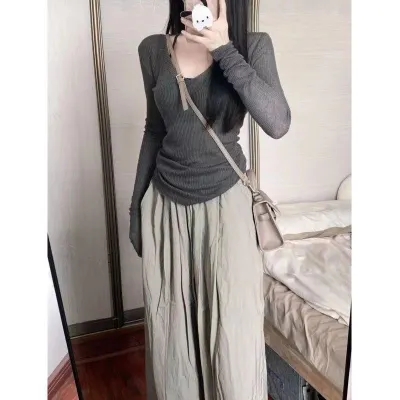 秋季新款女裝慵懶風修身v領長袖上衣休閒闊腿褲鹽系輕熟兩件套裝