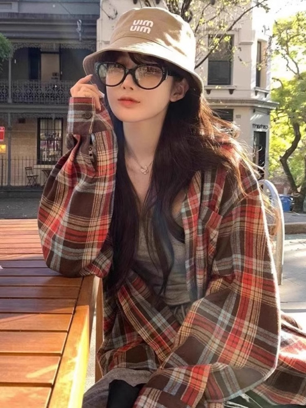 春季復古格紋長袖襯衫外套女2024新款早秋裝韓版時尚學生外搭上衣
