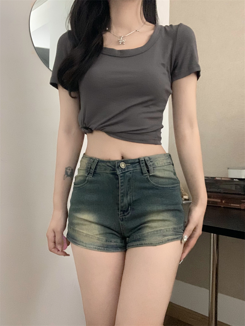 短款純棉T恤女夏季新款修身短袖設計感甜辣上衣搭牛仔短褲兩件套