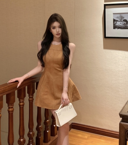 Real shot of Brown Yuan’s same style of ancient Korean style brown suspender skirt