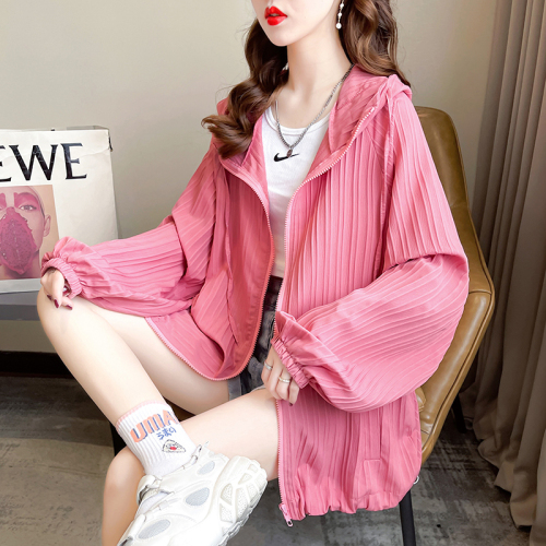 Actual shot of 2024 summer Korean style loose hooded wave strip zipper cardigan sun protection jacket for women