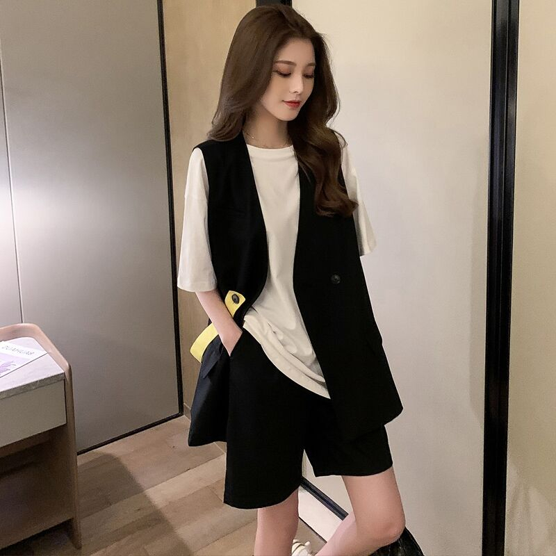 減齡西裝馬甲+T恤+短褲三件套時尚套裝大碼女裝時尚西裝套裝女夏