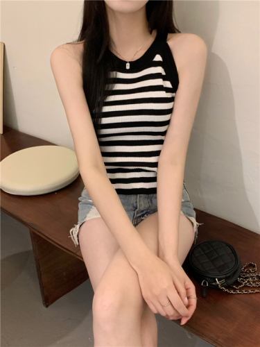 Actual shot of slim-fitting striped halterneck sleeveless knitted camisole top for women