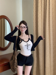 Real shot of internet celebrity's same style cross lace halter top + slimming knitted cardigan top