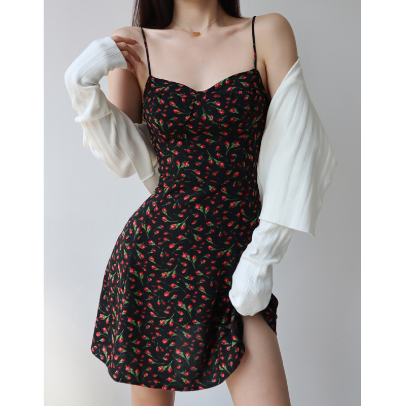 小鄒菊碎花包臀連衣裙女夏季性感低胸綁帶吊帶A字裙短裙子沙灘裙
