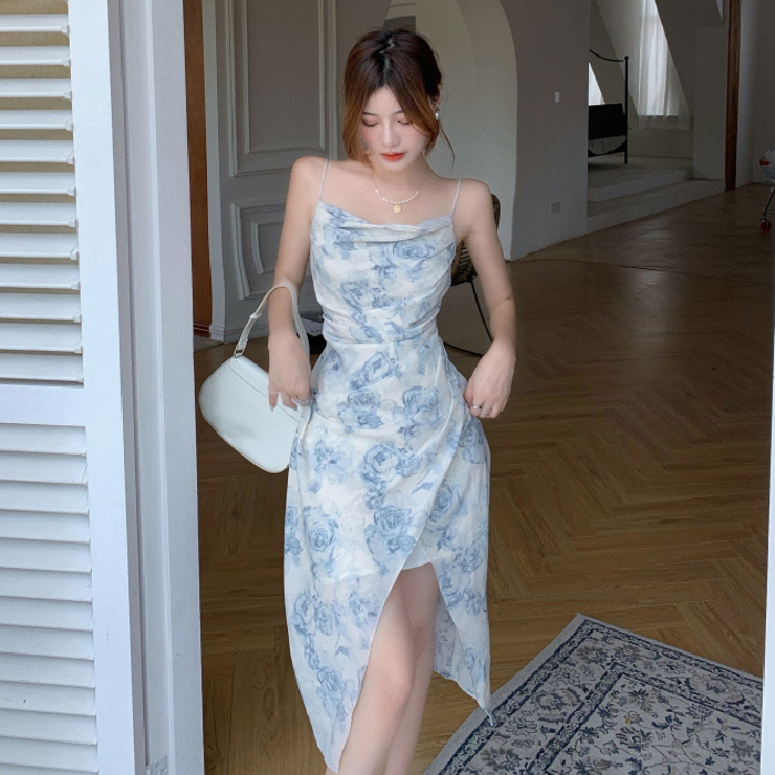 高品質夏季純欲溫柔風連衣裙內搭褶皺顯瘦修身吊帶開叉設計感