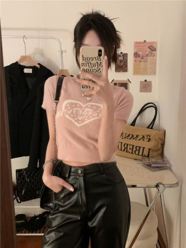 Actual shot of early spring new sweet hottie love jacquard imitation mink knitted short-sleeved plush midriff-baring top T-shirt