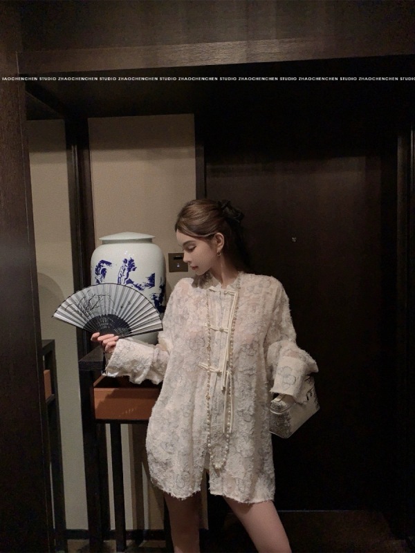 立體蝴蝶繡花新中式襯衫女手工盤扣長袖襯衣2024早春新款國風上衣