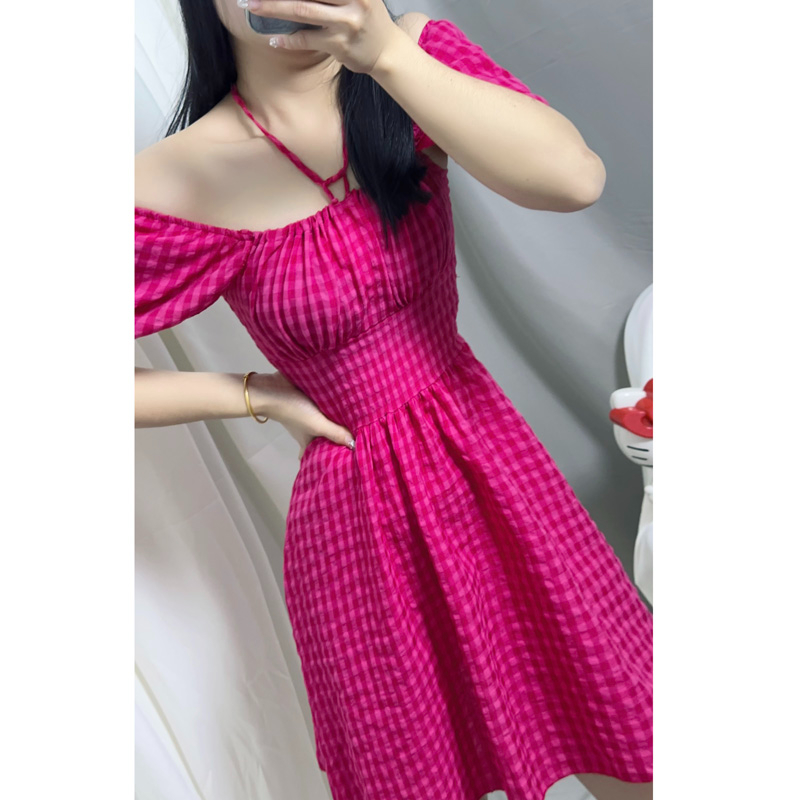 法式甜美玫紅色格子小飛袖吊帶連衣裙女夏收腰顯瘦純欲風少女裙子