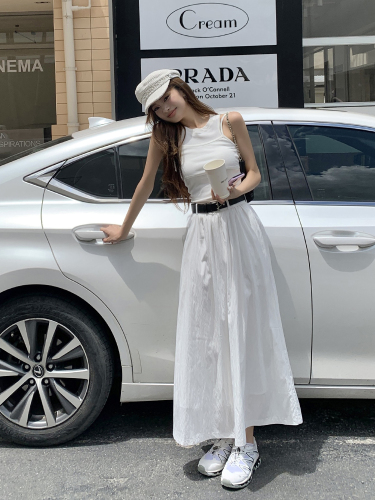 Actual shot of 2024 summer new style high-waisted slim white mid-length skirt with feminine temperament and versatile a-line long skirt