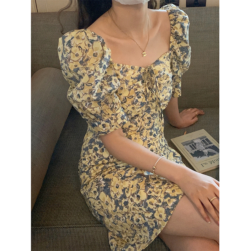 法式氣質方領碎花短袖連衣裙女夏季新款高級感收腰系帶短款A字裙