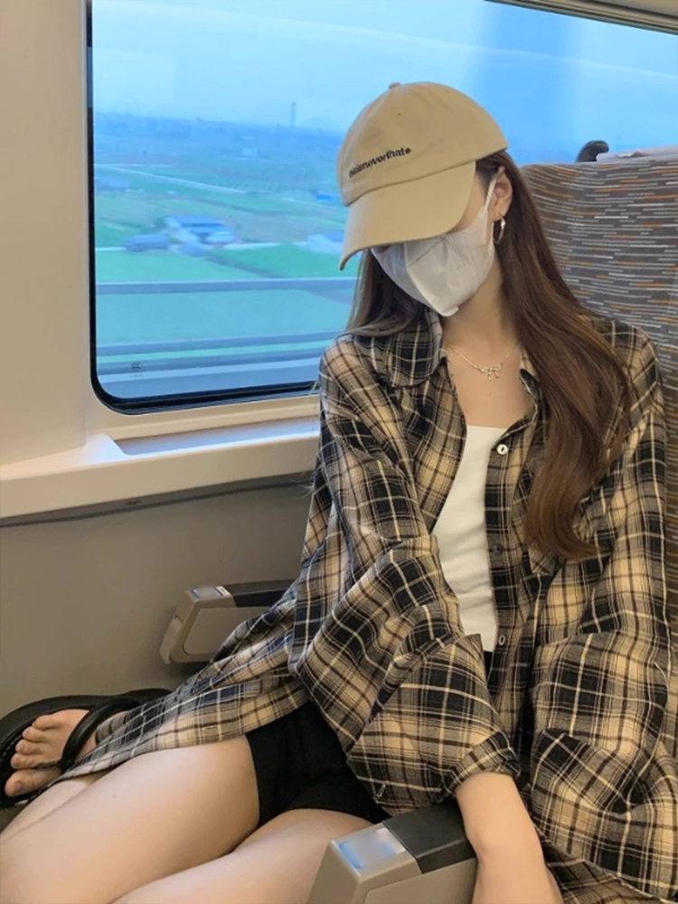 2024新款美式復古格子襯衫外套初春季女裝薄款寬鬆早秋慵懶風襯衣